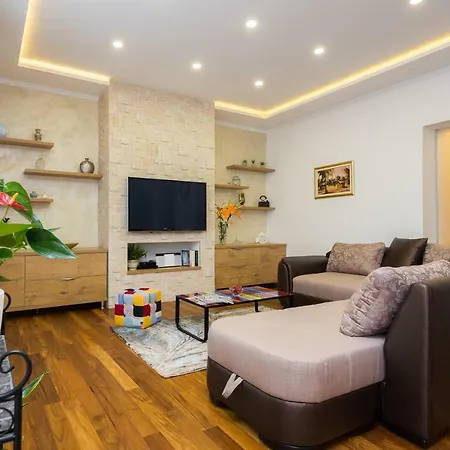 아파트 Luxury Luce *