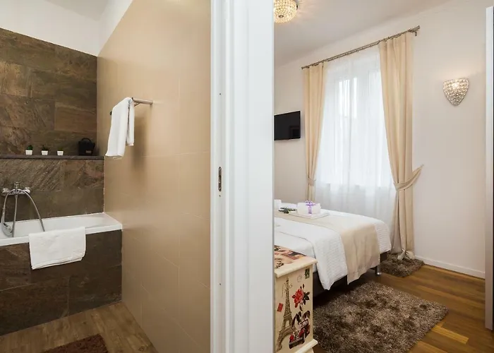 Apartment Luxury Luce